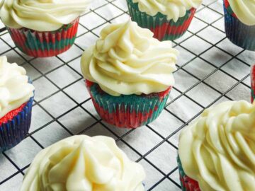 cupcakes frosted on a cooling rack