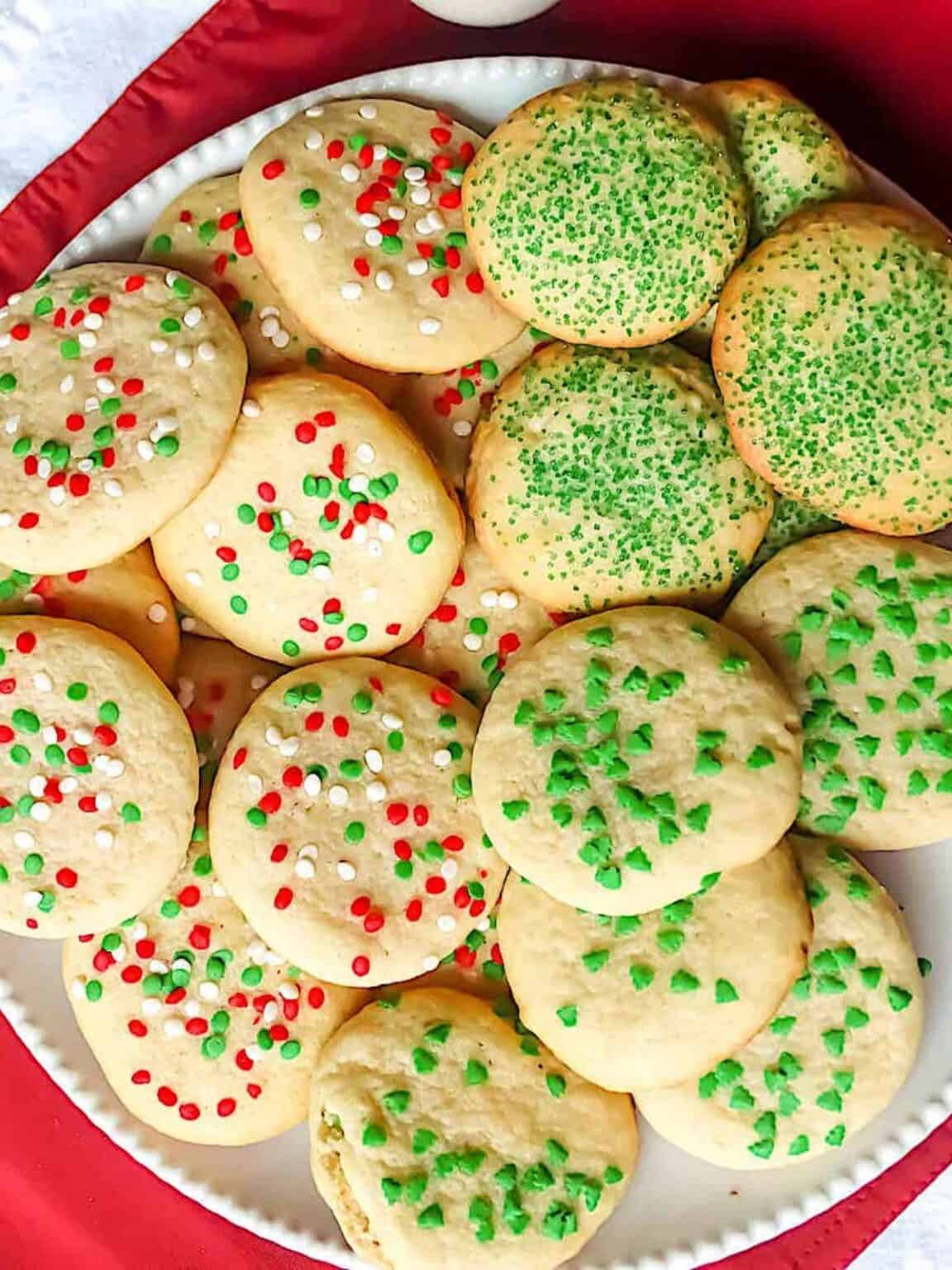Drop Style Christmas Sugar Cookies (with sprinkles!) My Mini Chefs