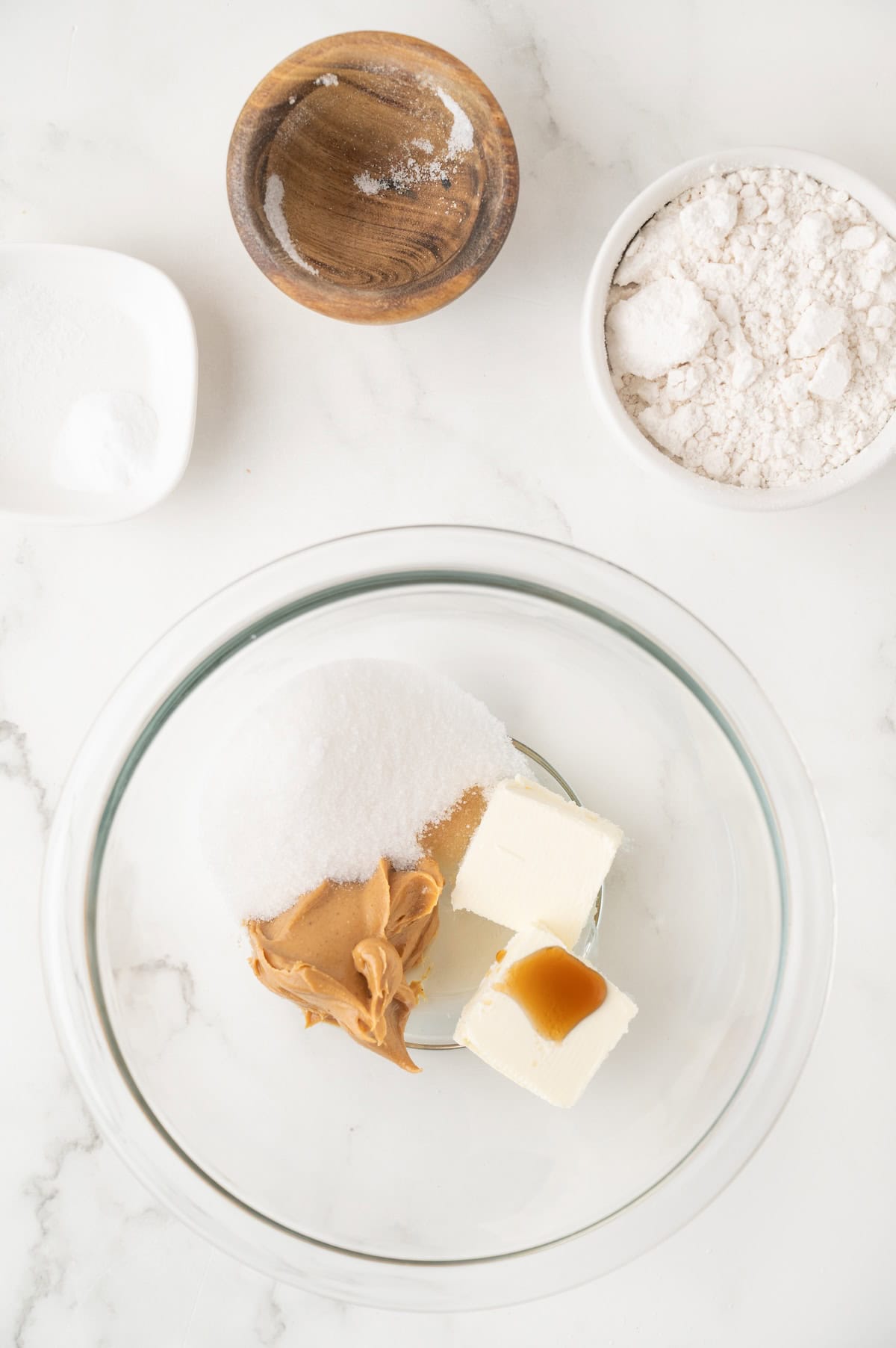 butter, peanut butter and vanilla extract in a mixing bowl