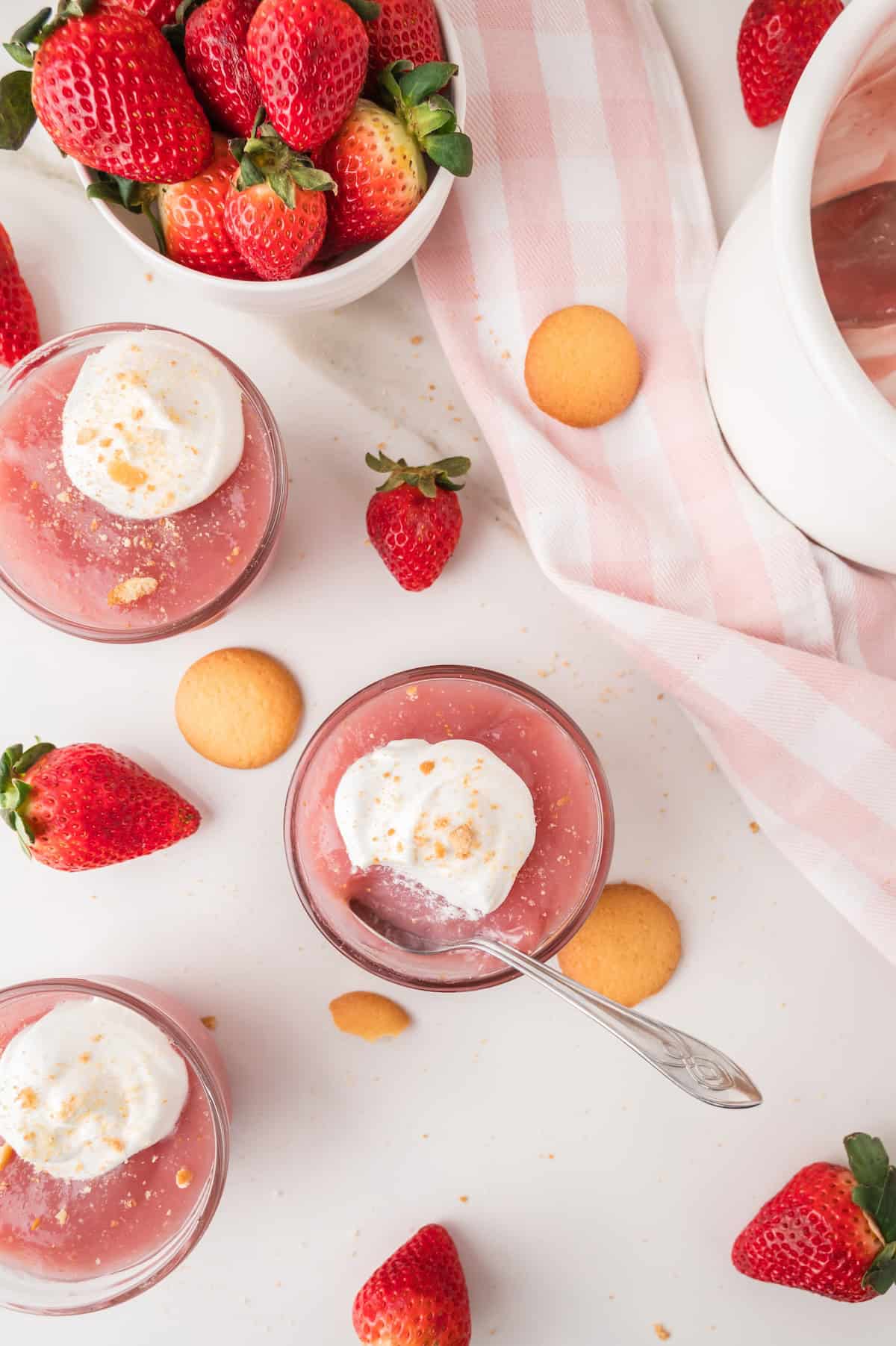 strawberry pudding in glasses